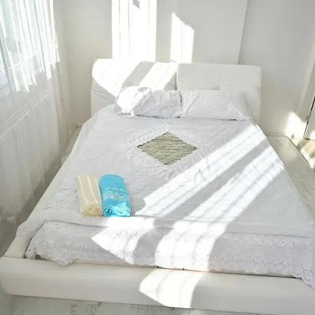 Bed & Breakfast Kapali 13 *