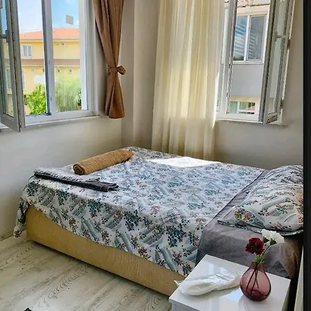 Kapali 13 Bed & Breakfast *