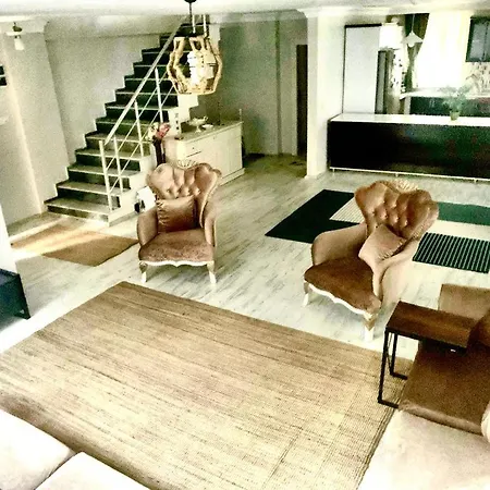 Kapali 13 Bed & Breakfast